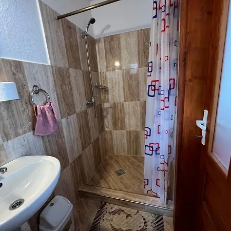Casa Linda Quarto em Acomodações Particulares