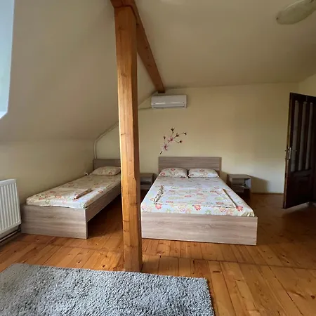 Casa Linda Quarto em Acomodações Particulares Turda